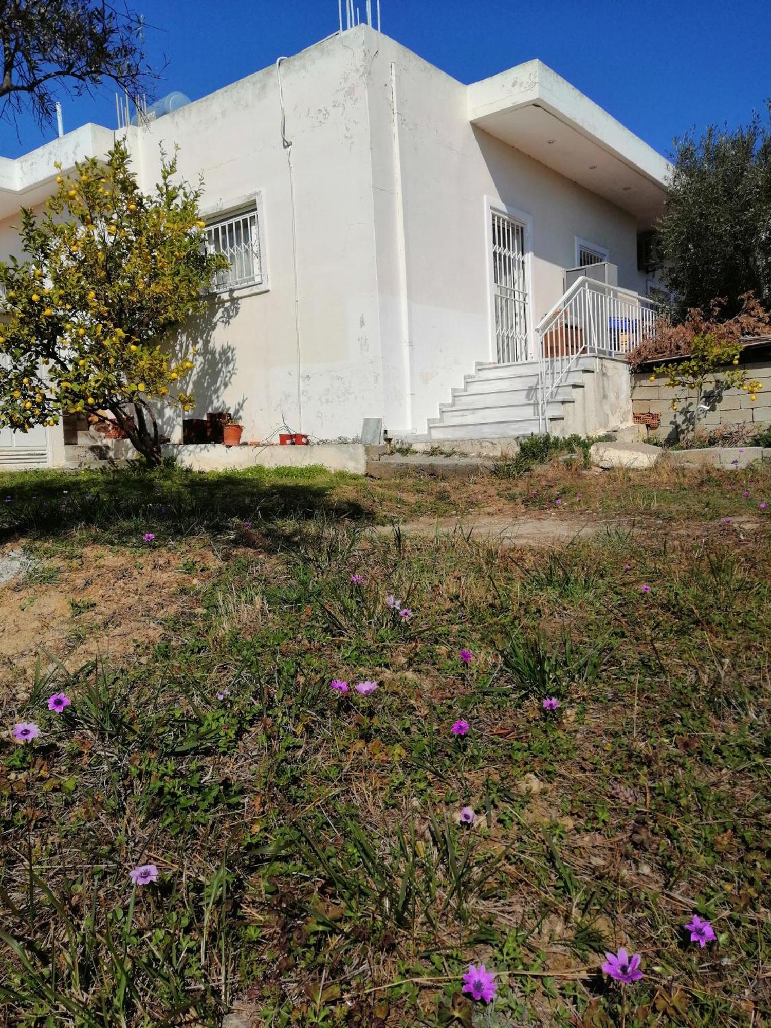 Costasfarmhouse, Pallini, Near Athens Airport Apartment Exterior photo